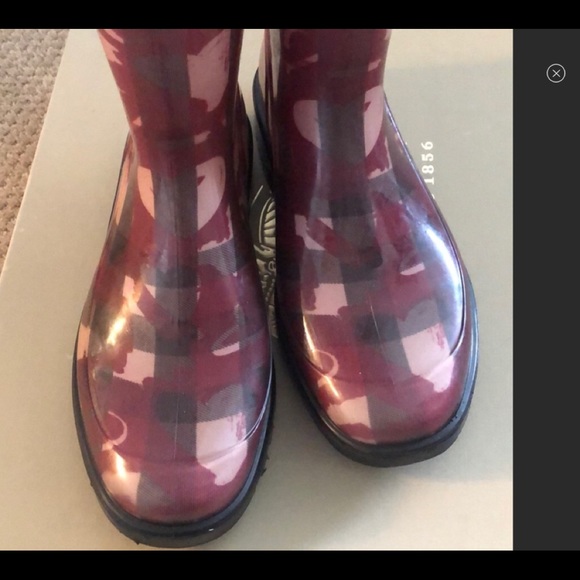BURBERRY Hearts Rain Boots BNWOB - Picture 5 of 8